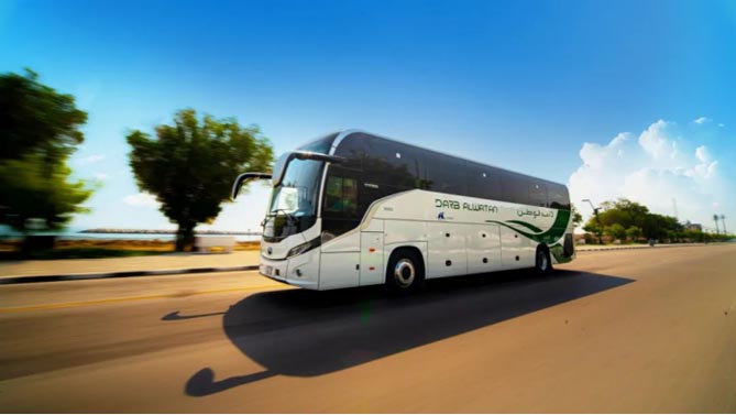 共建“一带一路”中东样本，宇通再交付沙特263辆 跨越千里的破局者，宇通何以与沙特“交得其道”