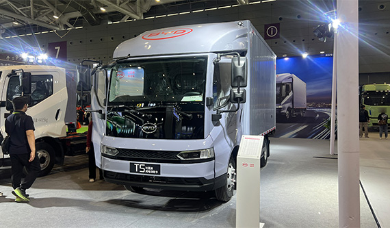 续航超400km 18分钟快速补能 这款纯电轻卡城际也能跑